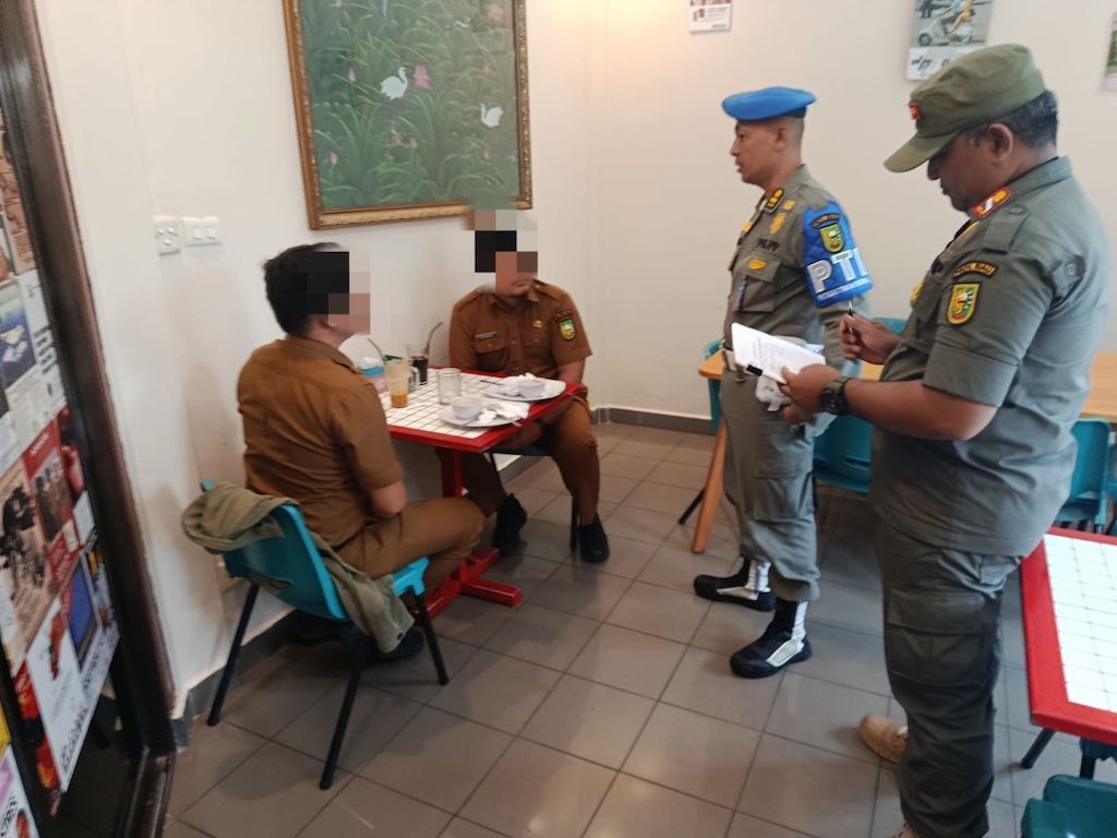Ngopi di Jam Kerja, 37 ASN Kena Razia Satpol PP Riau