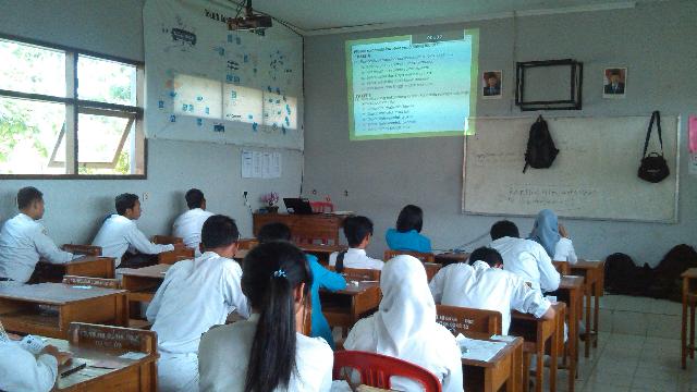 Murid SMKN 2 yang Berhutang Terpaksa Ujian Siang