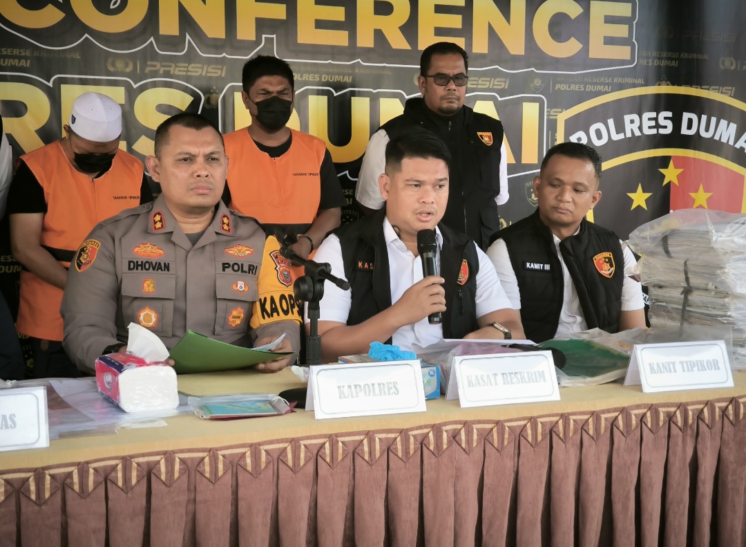 Mantan Anggota DPRD Dumai Potong Uang Bansos 50 Persen Setiap Proposal