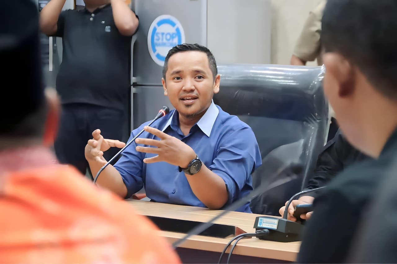 Di Pekanbaru, Agung tak Terbendung?