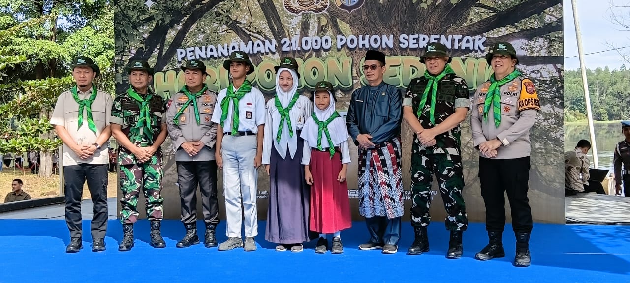 Polda Riau Tanam 21 Ribu Pohon, Kapolri: Jaga Ekologis Nasional