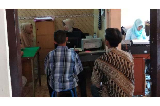 Kisah Anak Dihukum Mandi Oli Karena Dituduh Mencuri Onderdil Motor di Sleman