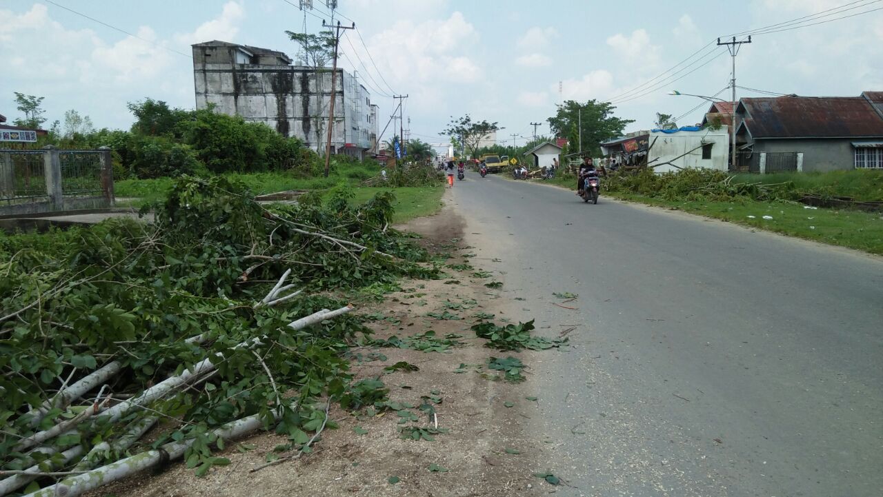 Proyek Preservasi Jalan Dilanjutkan, Said Syarifuddin Minta Rekanan Perhatikan Kualitas Pekerjaan