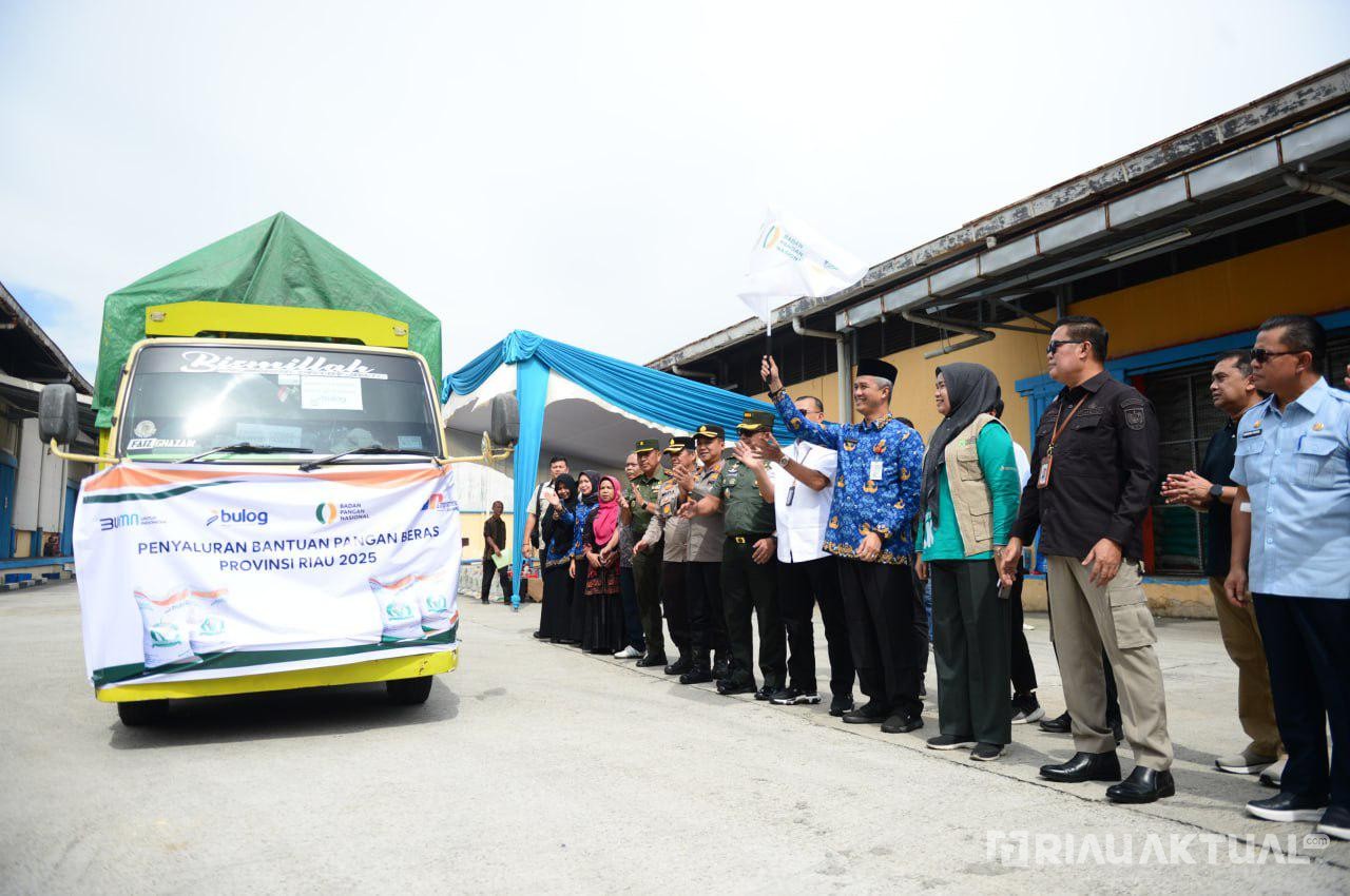 Pemprov Riau Salurkan Bantuan Pangan, Disebar ke 278.250 Penerima