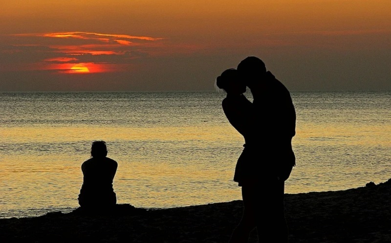 Kenapa Cowok Tidak Setia, Mungkin Ini Berbagai Penyebabnya