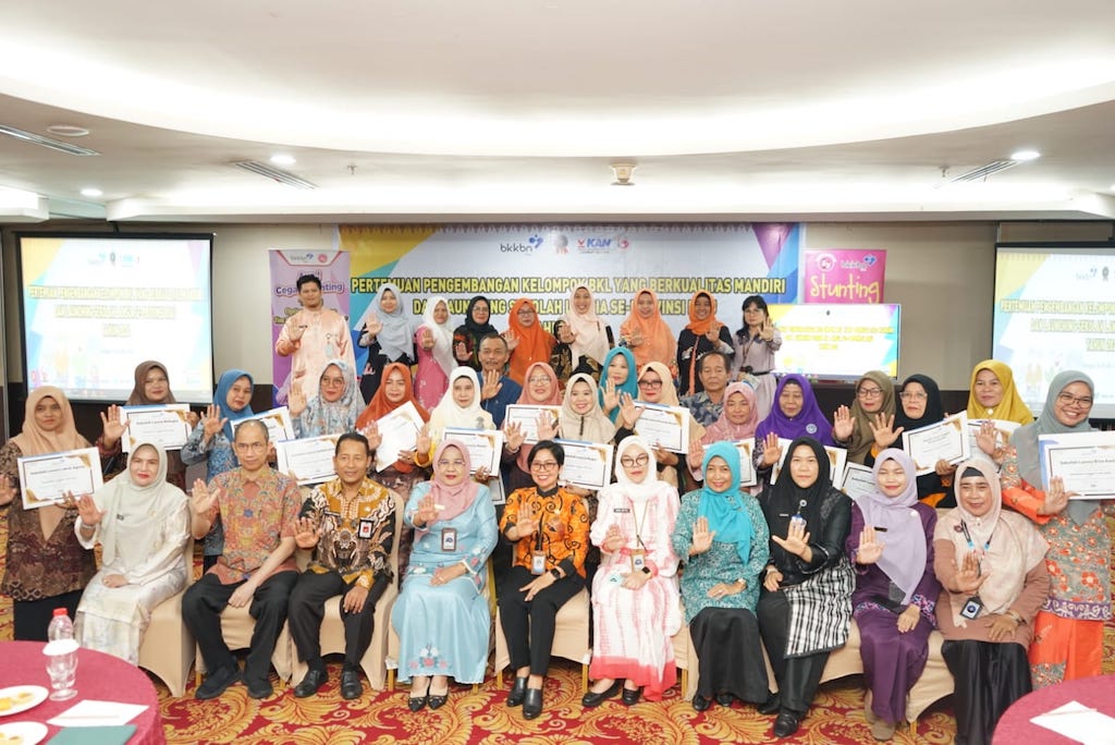 18 Sekolah Lansia di Riau Diresmikan