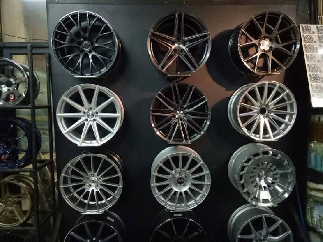 Upgrade Pelek Tak Melulu Bikin Tenaga Mobil Jadi 'Boyo