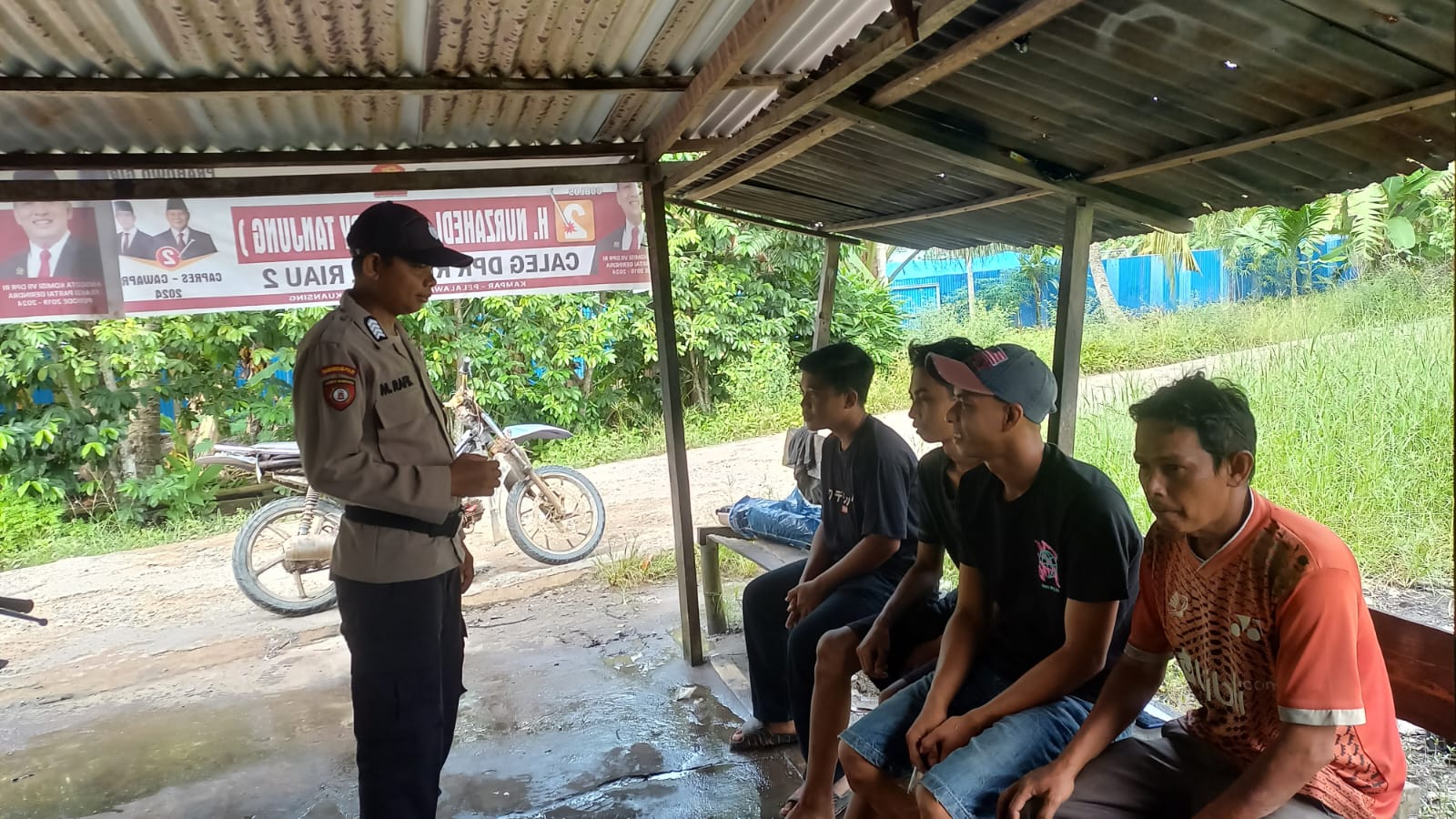 Polsek Reteh Lakukan Patroli Dialogis dalam Rangka Cooling System Jelang Pemilu Serentak