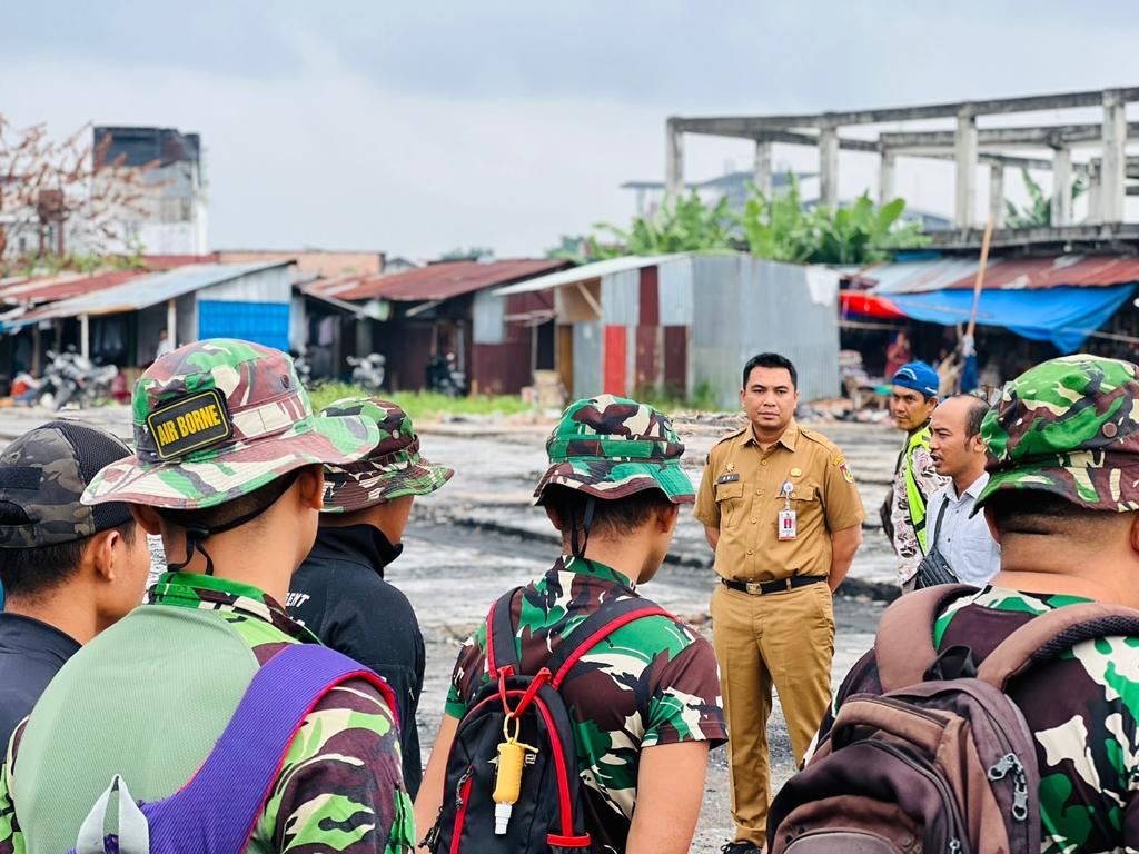 Hari Pertama Pembangunan Dimulai, Disperindag Pekanbaru Apel Pagi di Pasar Cik Puan