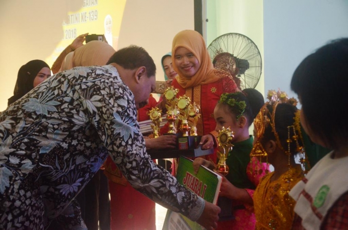 Hadiri Puncak Peringatan Hari Kartini ke-139, Sekda Inhil : Perjuangan Kartini Patut Dijadikan Motiv