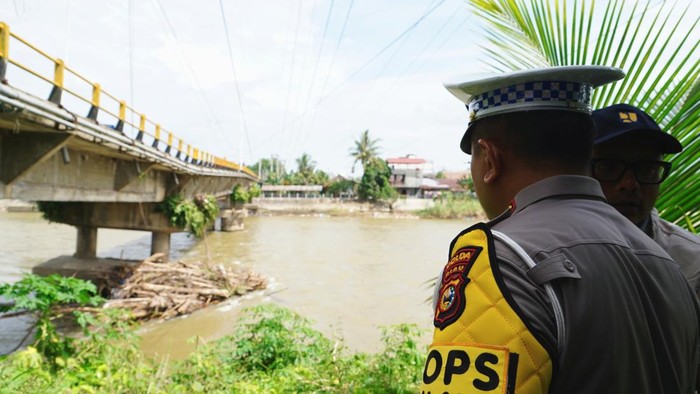 Makin Memprihatinkan, Begini Kondisi Terkini Jembatan Ujung Batu