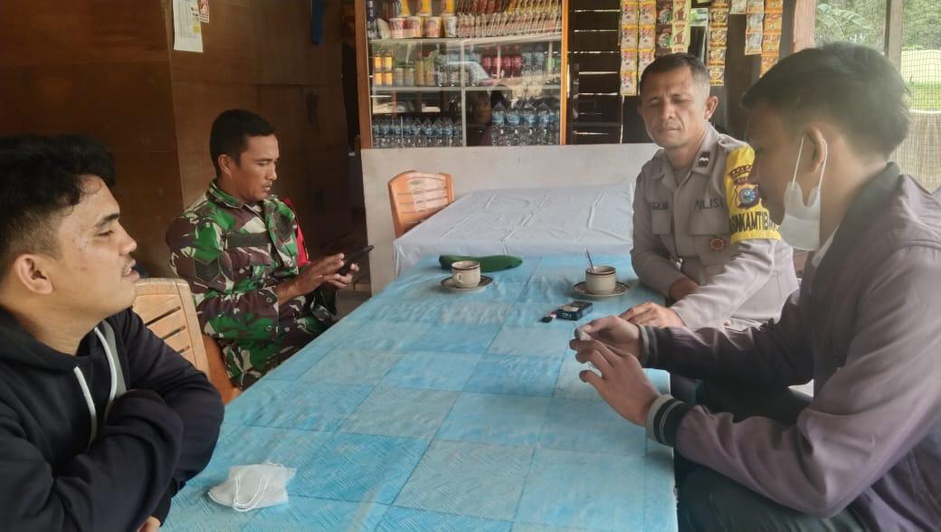 Bhabinkamtibmas dan Bhabinsa Sosialisasikan Pemilu Damai di Desa Segati