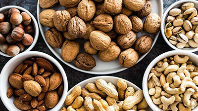 Sepuluh Makanan yang Harus Dikonsumsi Jika Ingin Terlihat Awet Muda