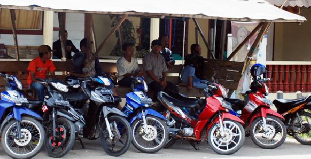 Masyarakat Dihimbau Gunakan Transportasi Umum Resmi