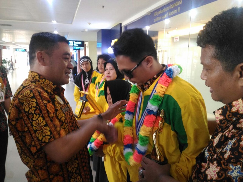 O2SN PKLK Nasional di Medan, Rudi dan Sukmarini Persembahkan Medali Perak Untuk Riau