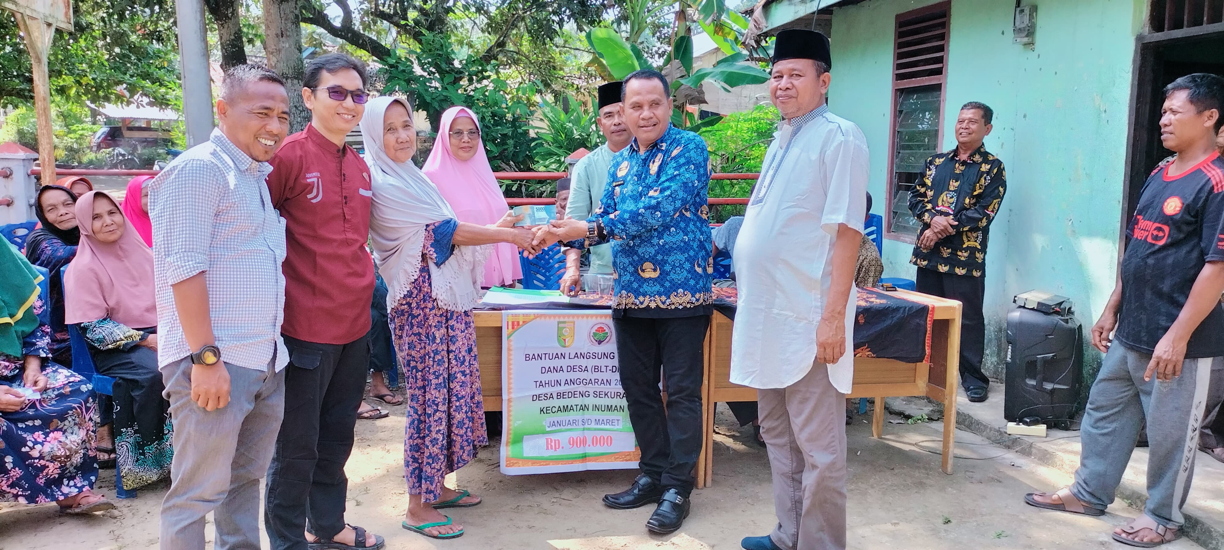 20 Keluarga di Desa Bedeng Sikuran Terima BLT Dana Desa Tahap Satu Tahun 2024