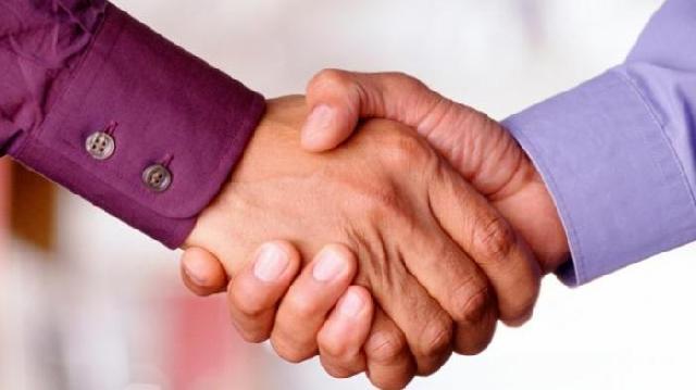 Anggota DPRD Rohil Minta Komisi Terkait Selesaikan Sengketa Pilpeng