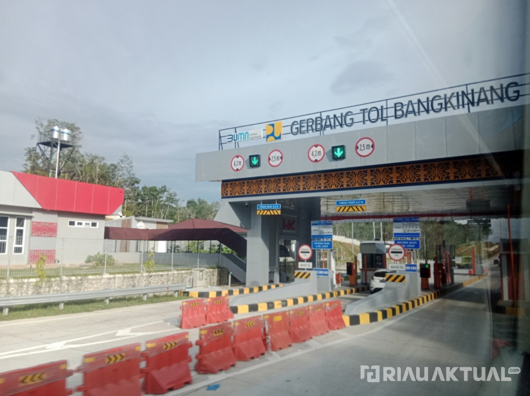 Segini Jumlah Kendaraan yang Melintasi Jalan Tol di Riau Saat Libur Imlek