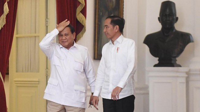 Jokowi dan Relawan Semakin Terbuka Beri Sinyal Dukung Prabowo di Pilpres 2024