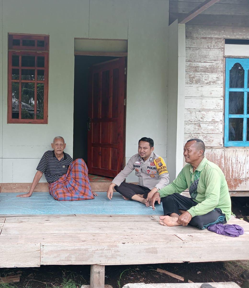 Polsek Teluk Belengkong Sosialisasikan Pemilu 2024 di Desa Gembaran