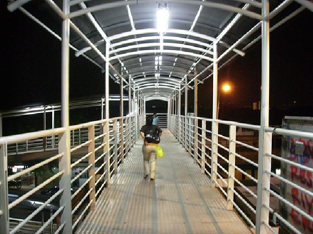 Penyelesaian JPO di Pekanbaru Terkendala