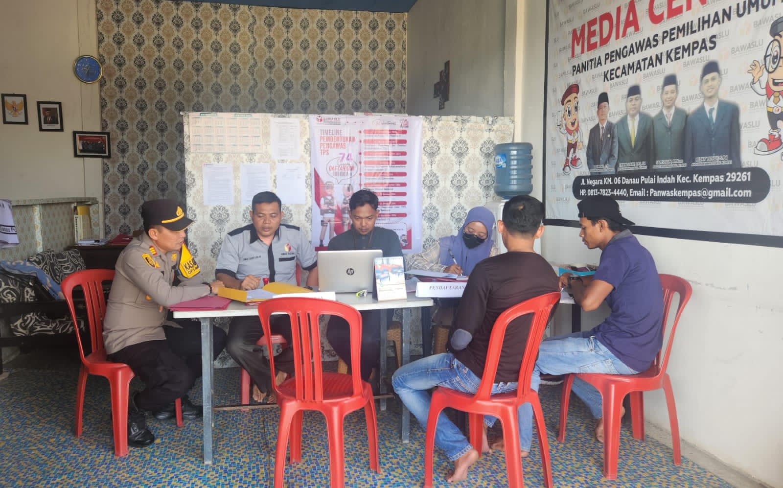 Kapolsek Kempas Optimalkan Koordinasi dengan Panwascam Jelang Pilkada