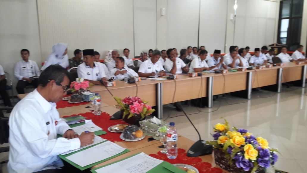 Evaluasi Kinerja OPD, Bupati Tekankan Agar Kegiatan dilaksanakan Sesuai Acuan