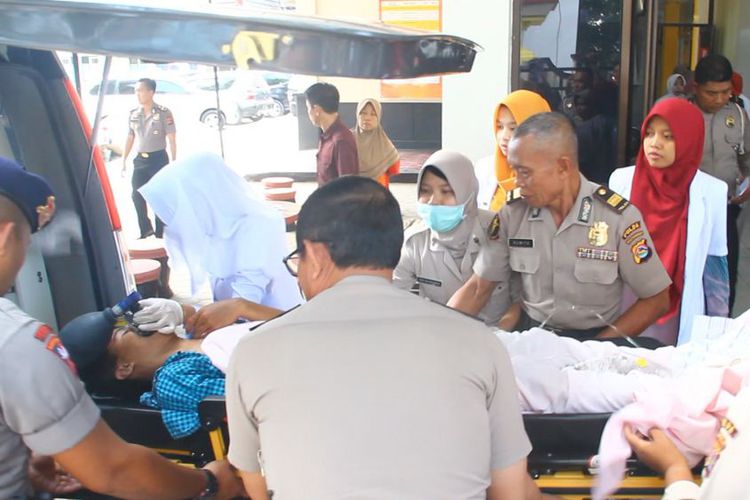 Motor Terobos Konvoi Kapolda dan Tabrak Mobil Patroli, Satu Orang Kritis