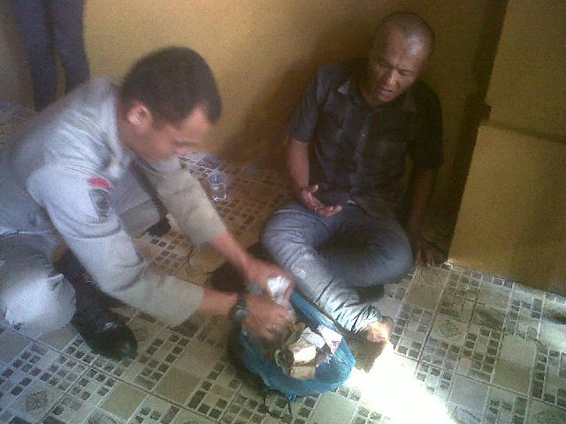 Satpol PP Amankan Pengemis Pura-pura Cacat di Pekanbaru