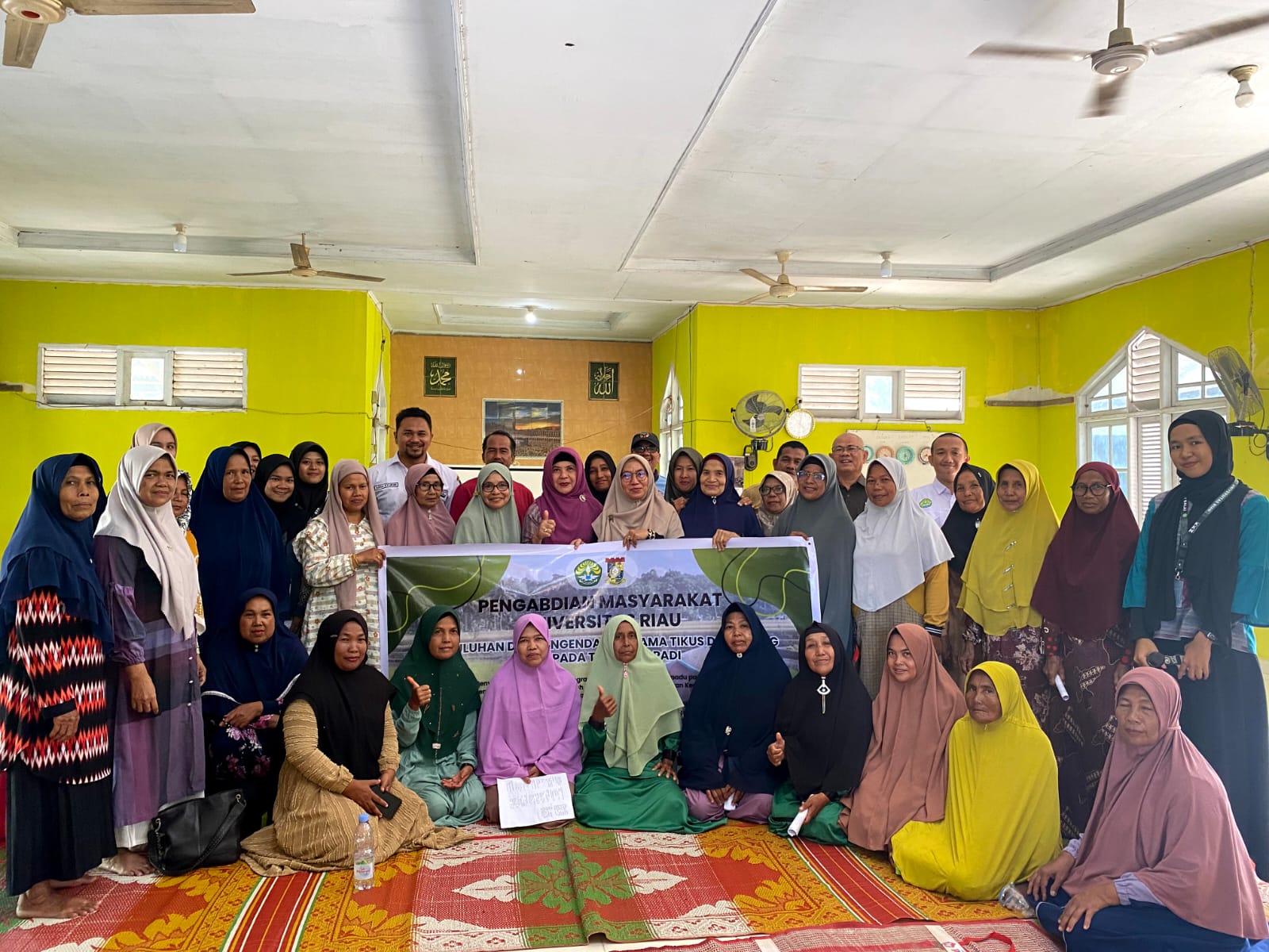 Pemberdayaan Masyarakat Melalui KUKERTA UNRI: Pengendalian Hama Tikus di Desa Empat Balai, Kampar