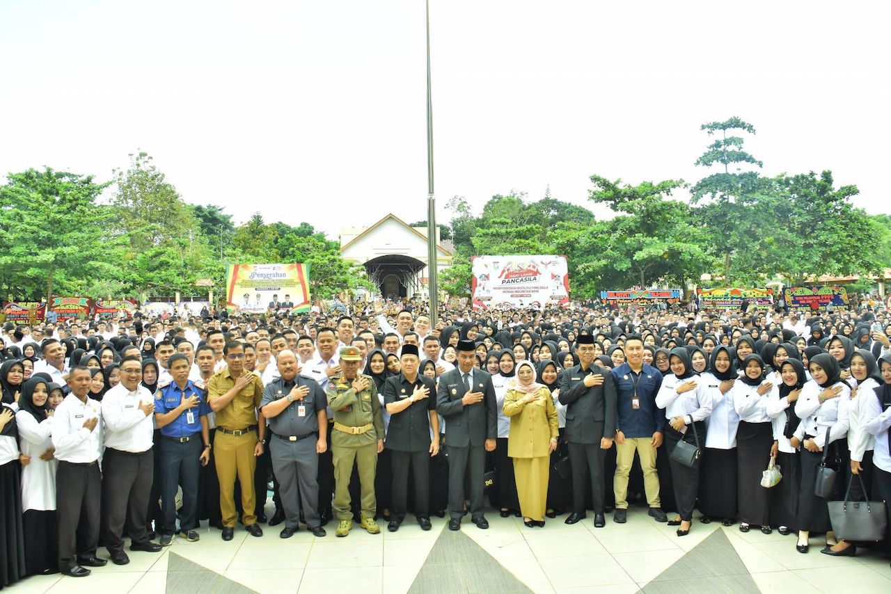 Usai Dilantik, Ribuan CPNS dan PPPK Kampar Pancarkan Raut Wajah Bahagia