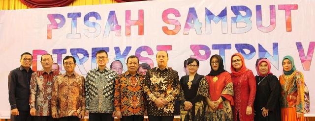 Gelora 21 Tahun PTPN V, Ditutup dengan Prosesi Pengantar Tugas Direksi