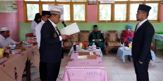Kakan Kemenag Rohul Lantik TU MTSN Dalu-Dalu