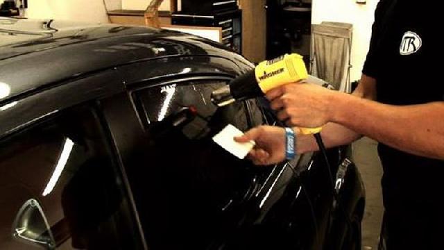 Berapa Tingkat Kegelapan Kaca Film yang Sesuai Aturan Hukum?