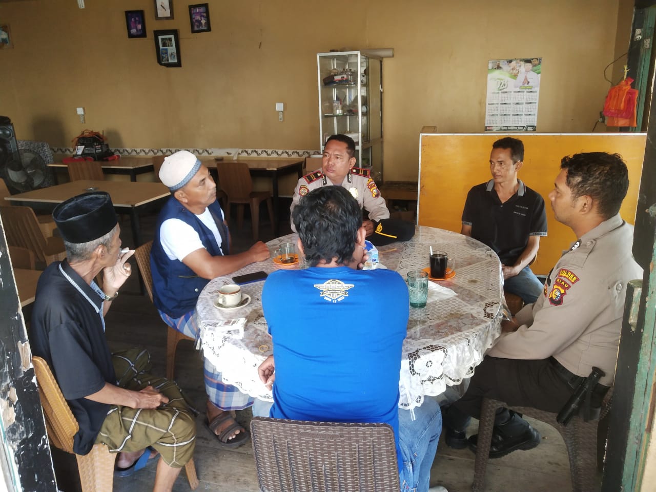 Iptu Andrianto Silahturahmi dengan Tokoh Masyarakat dan Agama untuk Pemilu Damai 2024