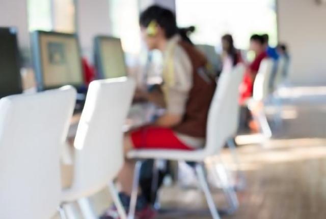 Kecanduan Internet, Gadis 16 Tahun Sekap Ibu Hingga Mati Kelaparan