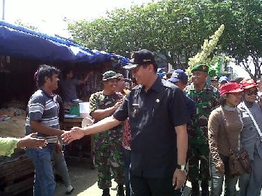 Walikota Pekanbaru Dukung Program Gerakan Indonesia Bersih dengan Menggalakkan Goro