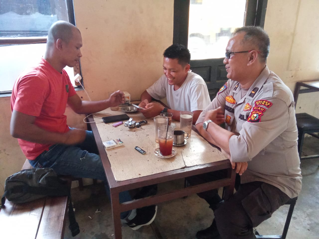 Cooling System Pasca Pilkada 2024, Polsek Kandis Intensifkan Sambang Warga untuk Jaga Kondusivitas