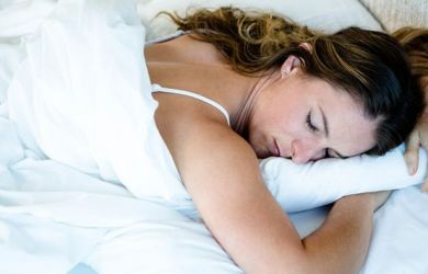 Ada Dampak Mengerikan Tidur dengan Lampu Menyala, Jangan Anggap Remeh Ya!