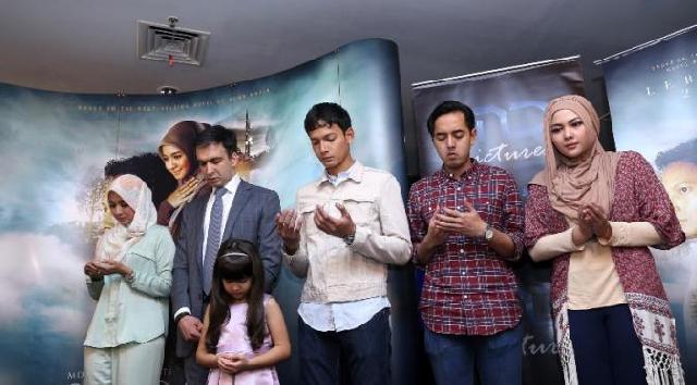 Waah ! Surga Yang Tak Dirindukan 2 Tembus Satu Juta Penonton