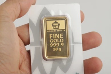 Harga Emas Antam Awal Pekan Ini Turun Seribu