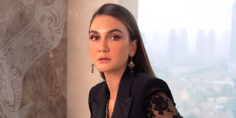 Luna Maya Saat Terpapar Omicron, Akui Sempat Khawatir Punya Komorbid
