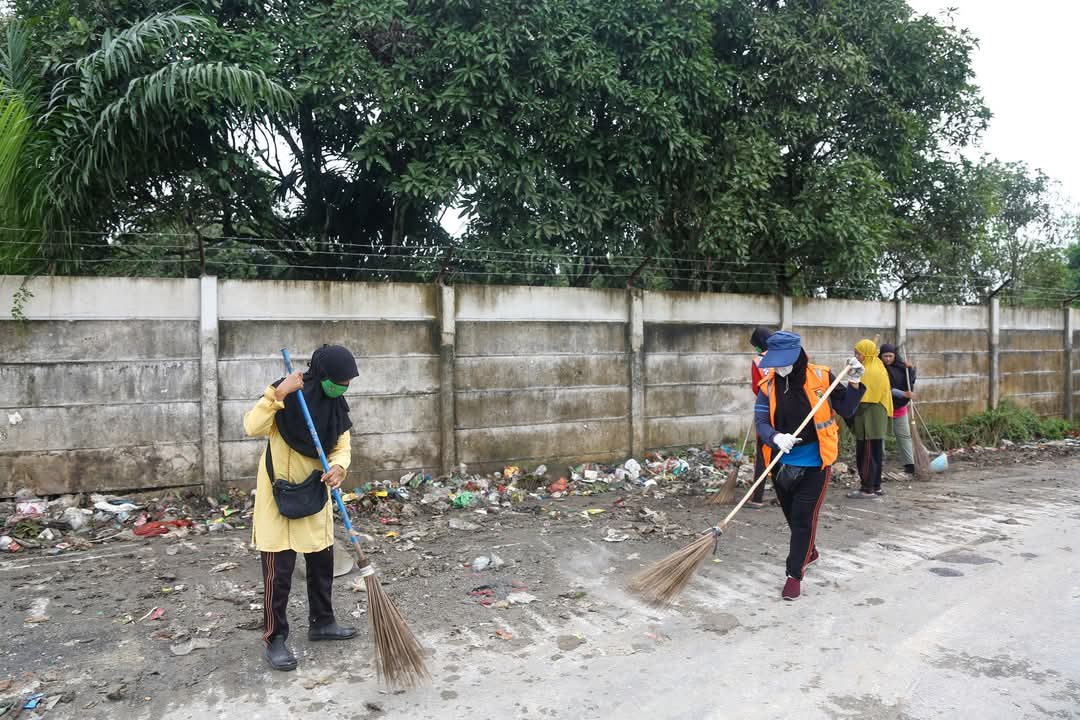 Waktu Buang dan Angkut Tak Sinkron, Masyarakat Diingatkan Buang Sampah Sesuai Jadwal