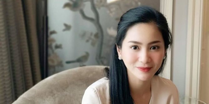Duh! Bunga Zainal Ngamuk Paras Cantiknya Disebut Mirip Artis Film Porno