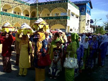 Wako dan Wawako Pekanbaru Ziarahi Pemakaman Sejarah
