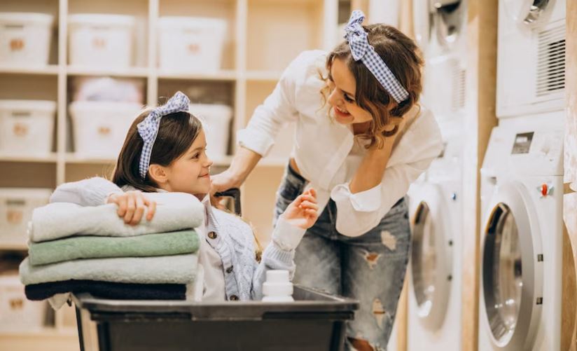 Berikut 8 Tips Mengajarkan Kebaikan pada Anak, Yuk Ayah Bunda Coba!