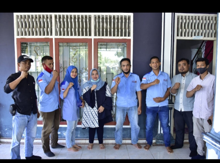 Pro Buruh, Serikat Pekerja Seluruh Indonesia Bengkalis Silaturahmi ke Kediaman Kasmarni