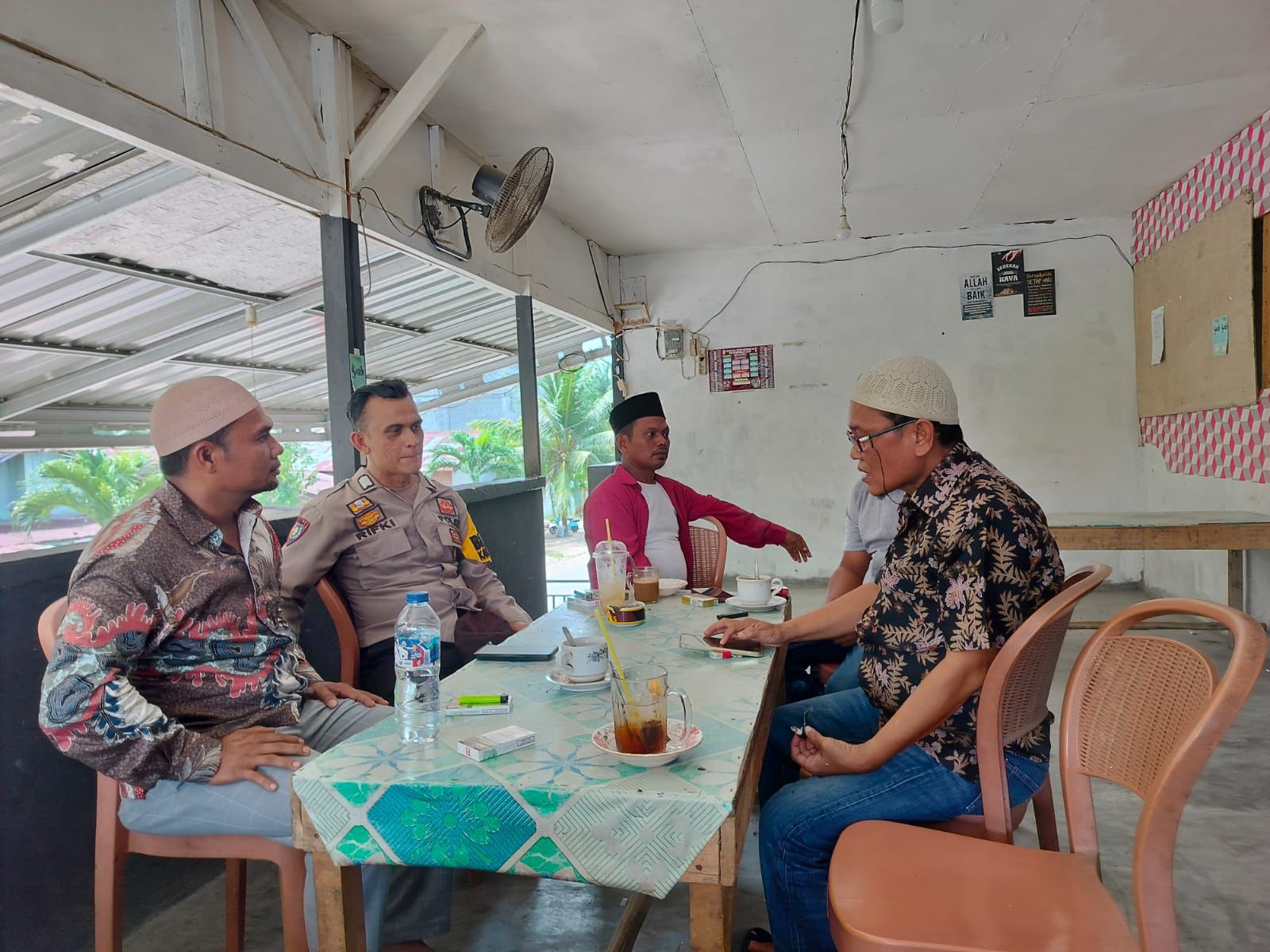 Bhabinkamtibmas Desa Tingkok dan Suka Maju Gelar DDS dan Cooling System Menjelang Pilkada