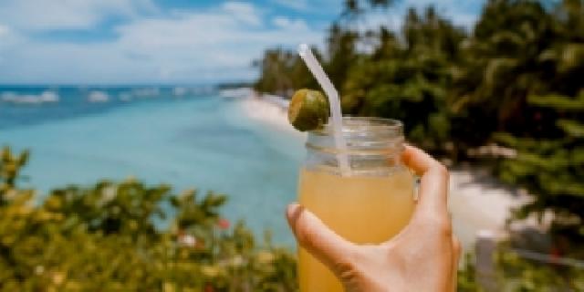 Sangat Bahaya, Jangan Pamer Foto Liburan di Media Sosial!