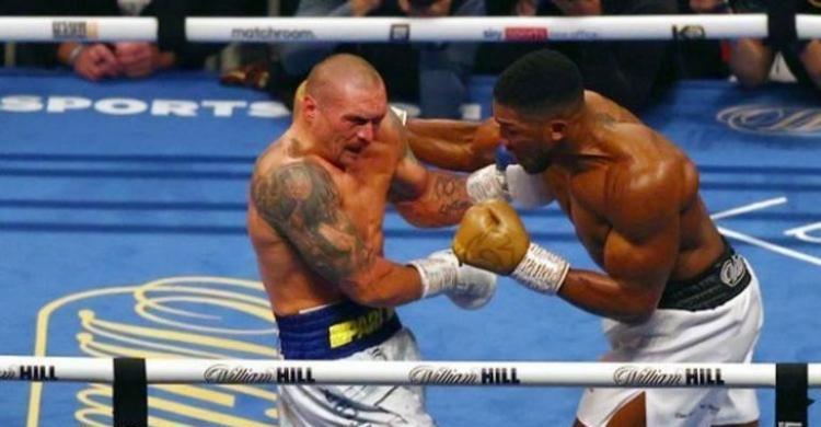 Kehilangan Gelar, Joshua Ngotot Tarung Ulang Lawan Usyk